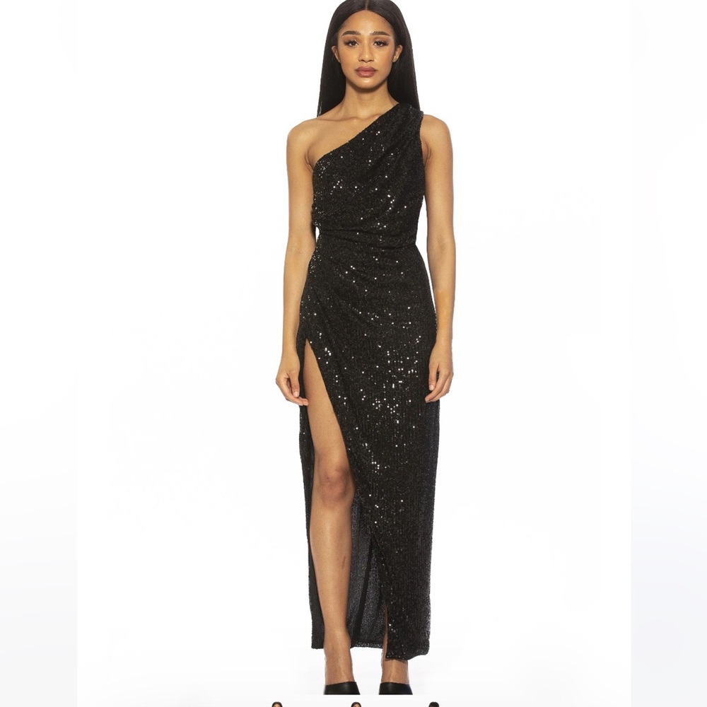 Alexia Admor Sequin Black Gown